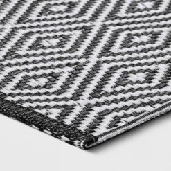 Diamond Check Indoor/Outdoor Rug - Room Essentials™ -Decor Haven Shop GUEST ee6ed4e6 522b 45a4 817b 0fdcbd433976